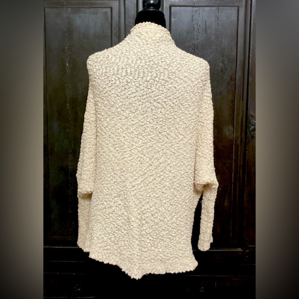 Umgee Cream SHERPA Cardigan - size Medium - Picture 3 of 9